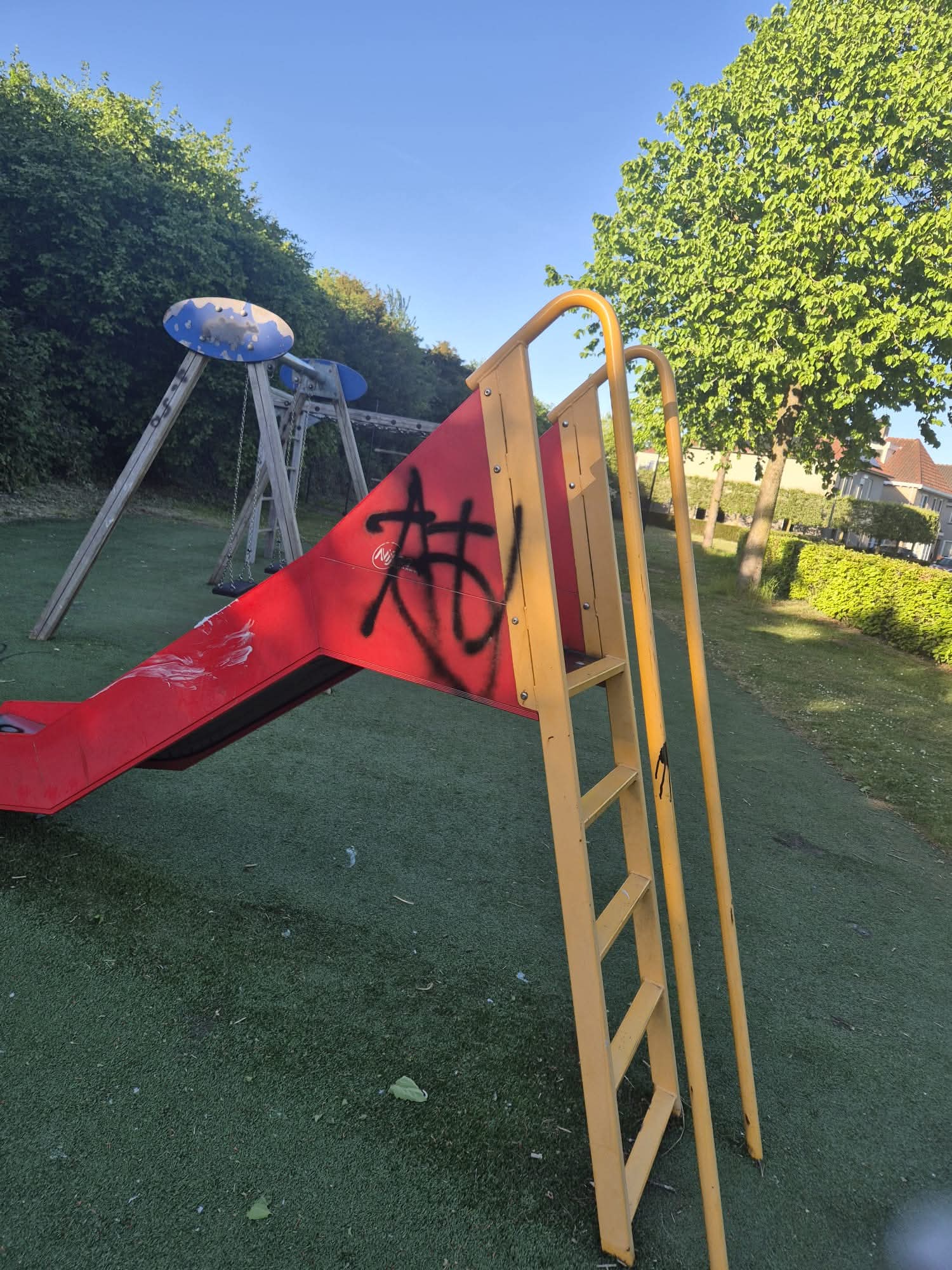 Vandalismespeeltuin04