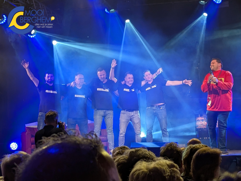 PXL 20260130 221311301.NIGHT